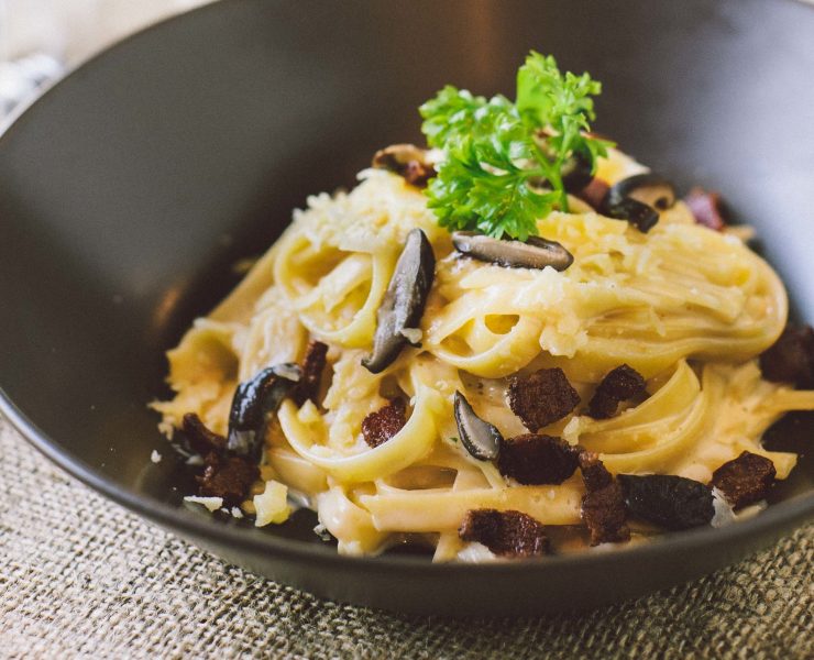 nolisoli eats recipe truffle pasta carbonara