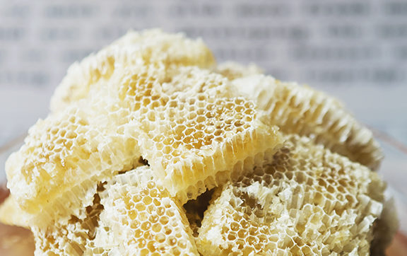 The natural honeycomb is one of Milkcow’s popular toppings.