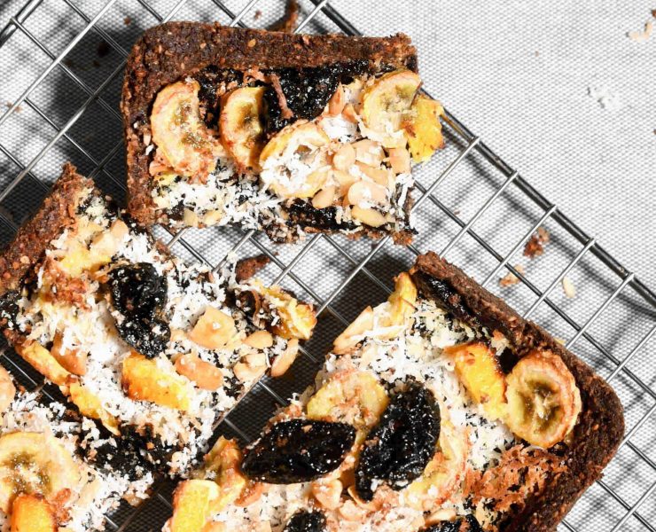 nolisoli eats fruit and nut power bar