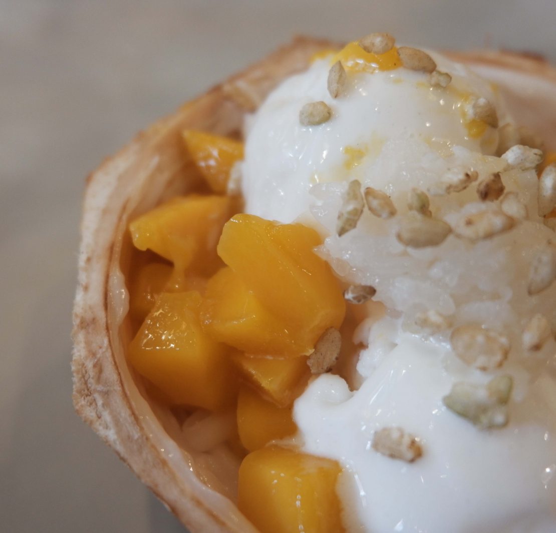 nolisoli eats restaurant boracay coco mama