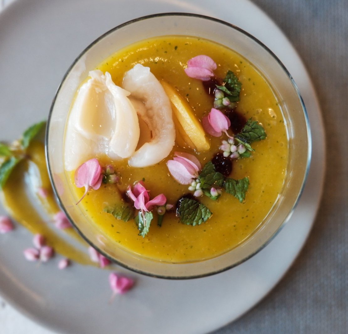 nolisoli eats restaurant boracay sunny side cafe