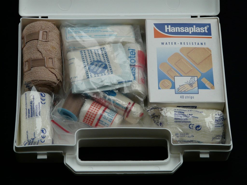 nolisoli care rainy day emergency kit