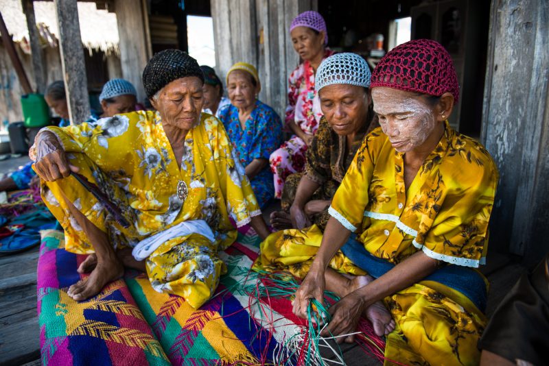 Ever wondered how indigenous groups bury their dead? - NOLISOLI