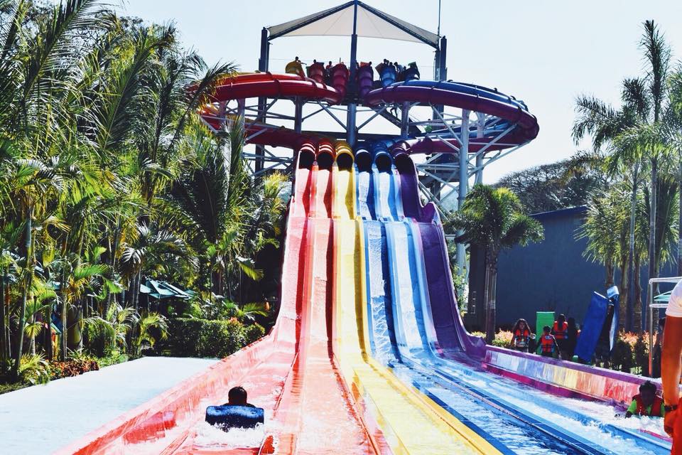 Waterpark with 38 epic water slides and attractions opens in Clark ...