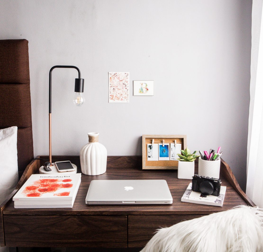 nolisoli space fixture pine-sol clean desk