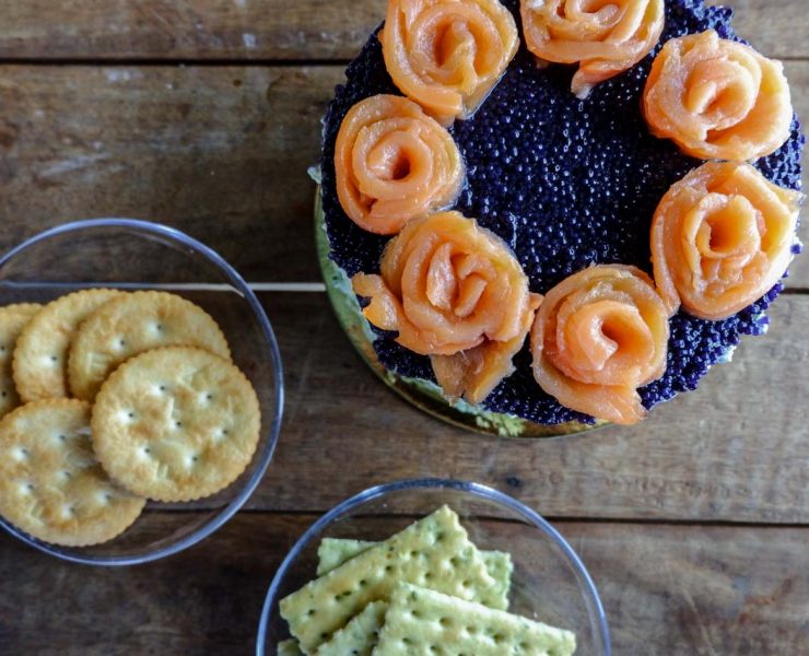 nolisoli eats saumon caviar cake