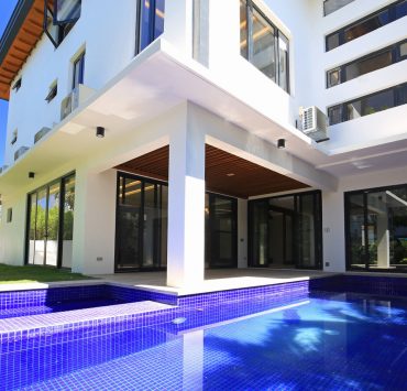 nolisoli ayala alabang sotheby's