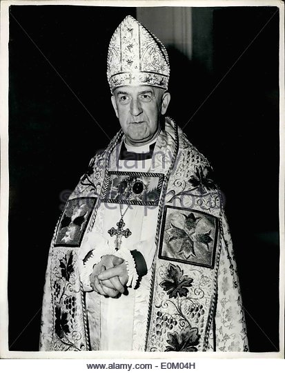 feb-02-1953-archbishop-of-canterbury-wears-his-coronation-robe-gifted