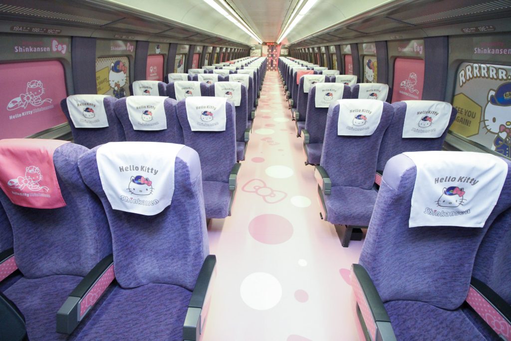 JAPAN-TRANSPORT-TRAIN-HELLO KITTY AFP