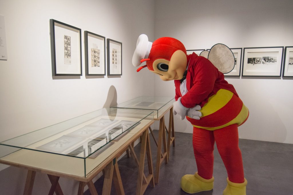 jollibee ateneo art gallery museum etiquette