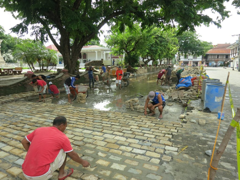 vigan cobblestone tito encarnacion