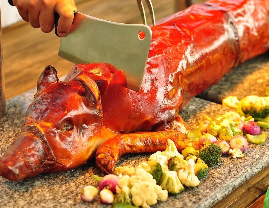 Crayfish Party lechon