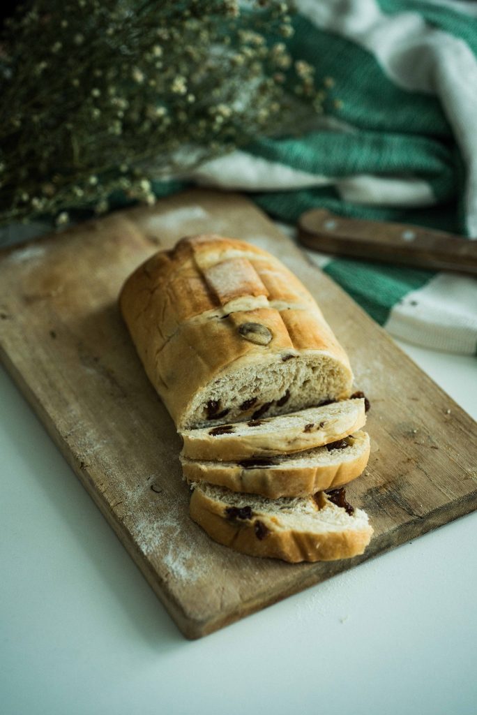 nolisoli eats breadery pomelo raisin bread