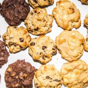 nolisoli eats the flour girl cookies