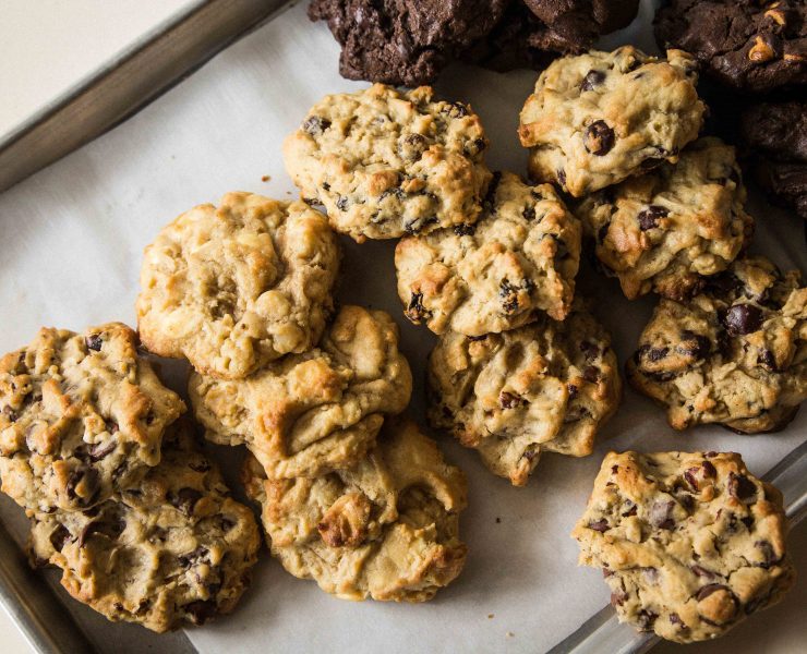 nolisoli eats the flour girl cookies