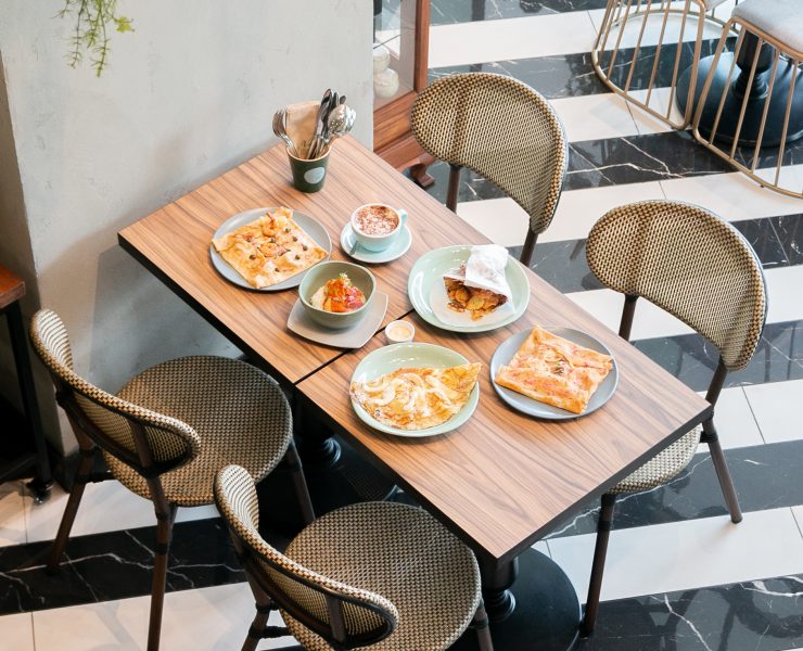 nolisoli eats Ça Va creperie and floral atelier