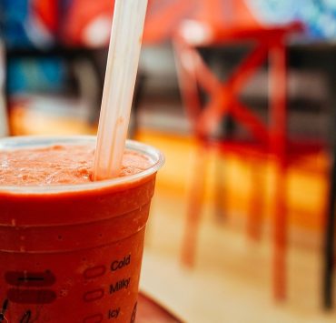 nolisoli plastic straw corporations moment group cibo starbucks