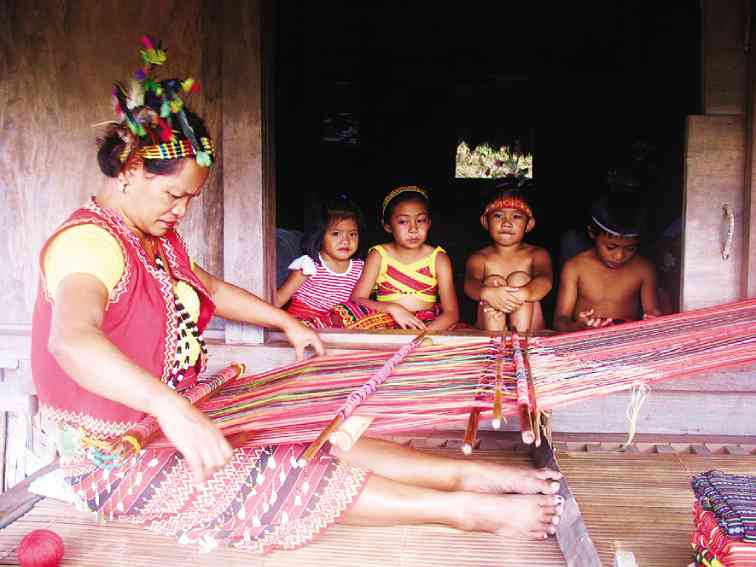 kalinga woven fabric