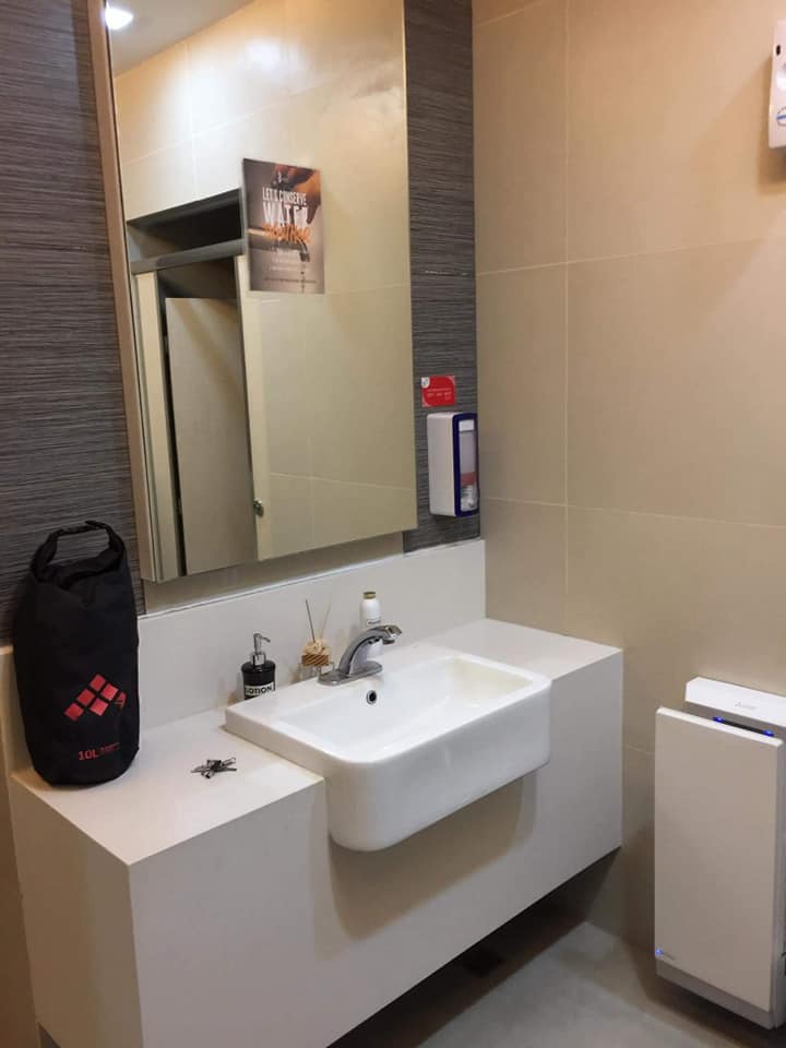 shower rooms bgc