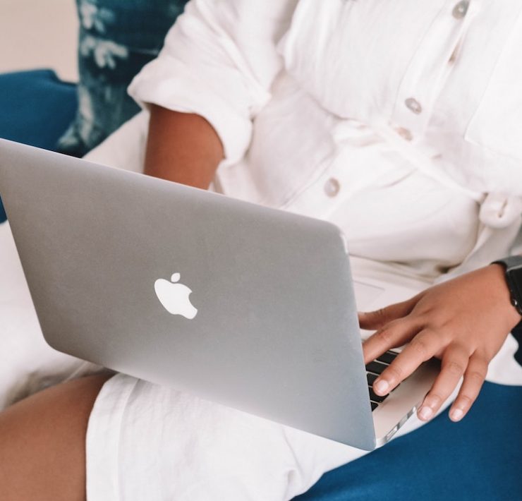 apple covid-19 website and app