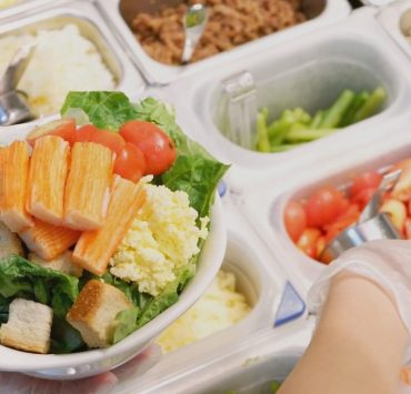 Saladstop is now open for pickup and delivery