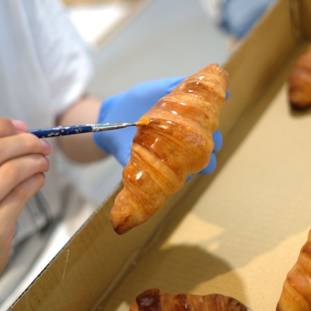 Japanese Artist Turns Old Croissants Into $88 Bread Lamps