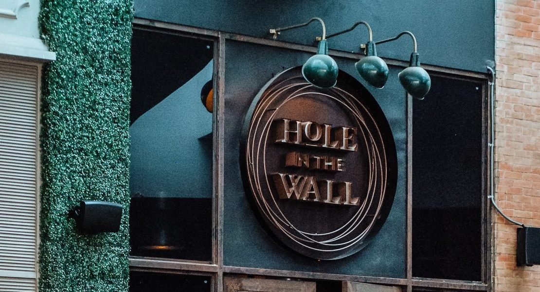 Hole in the Wall closing 2020 header nolisoliph