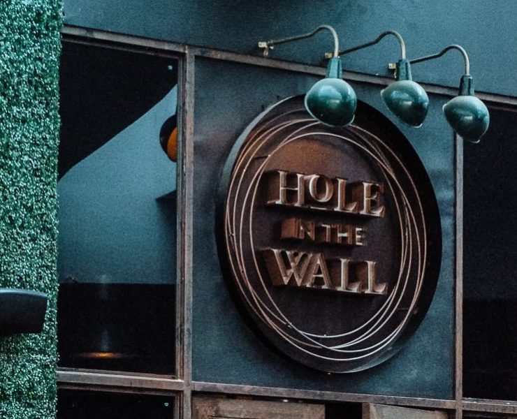 Hole in the Wall closing 2020 header nolisoliph