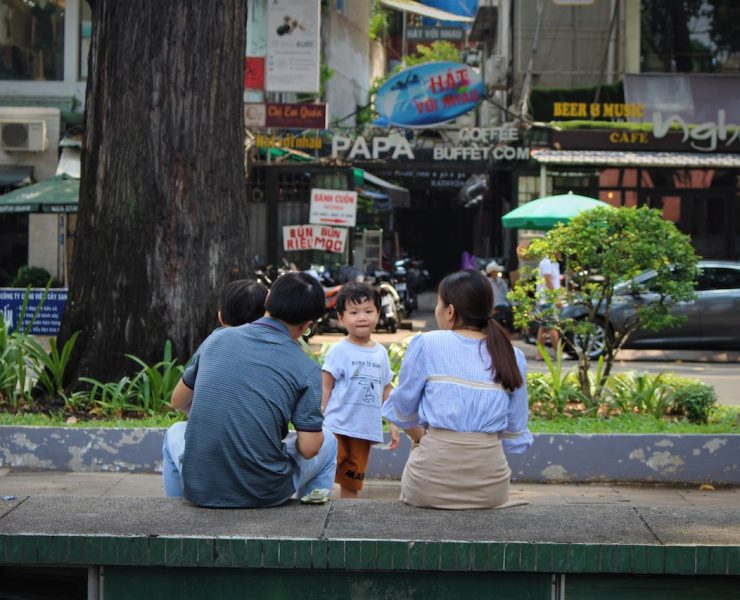 Talking to kids about politics header nolisoliph