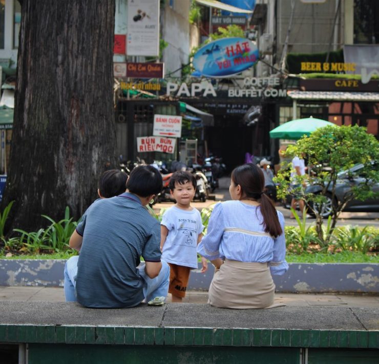 Talking to kids about politics header nolisoliph