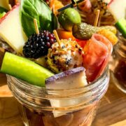 Jarcuterie Noble Grazes header nolisoliph