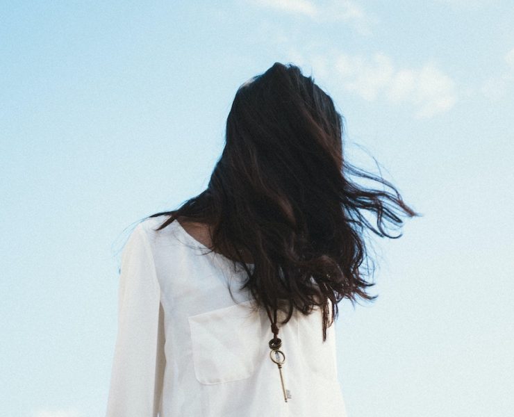 Pandemic hair loss unsplash header nolisoliph