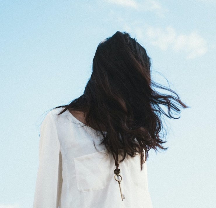 Pandemic hair loss unsplash header nolisoliph