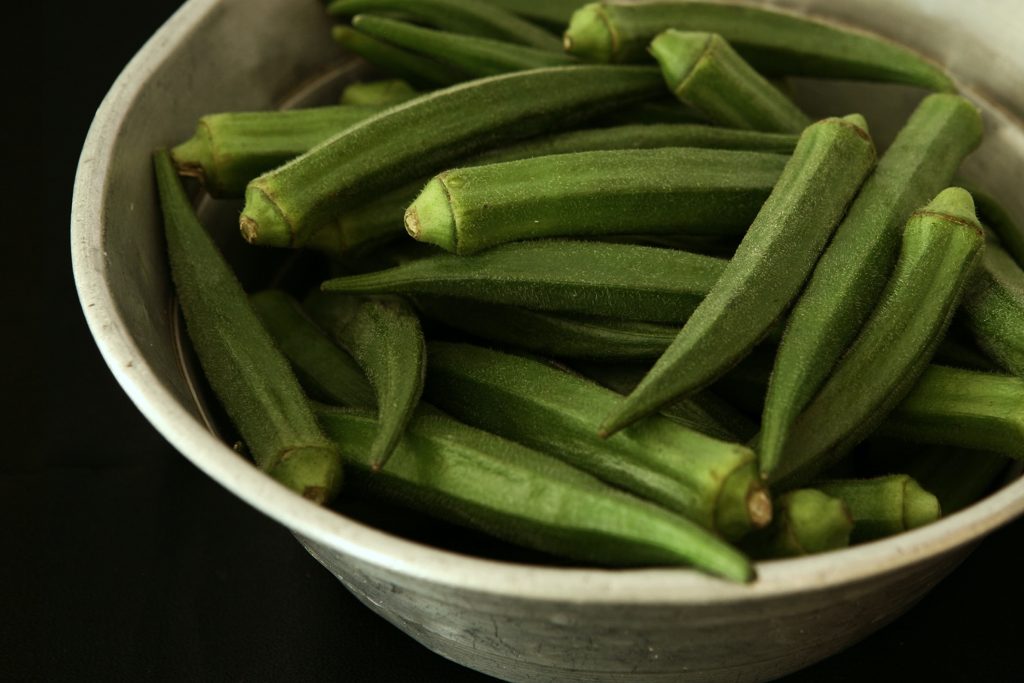 okras in a bowl