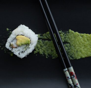 sushi plated with wasabi