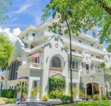 seven story restored prewar mansion in parañaque
