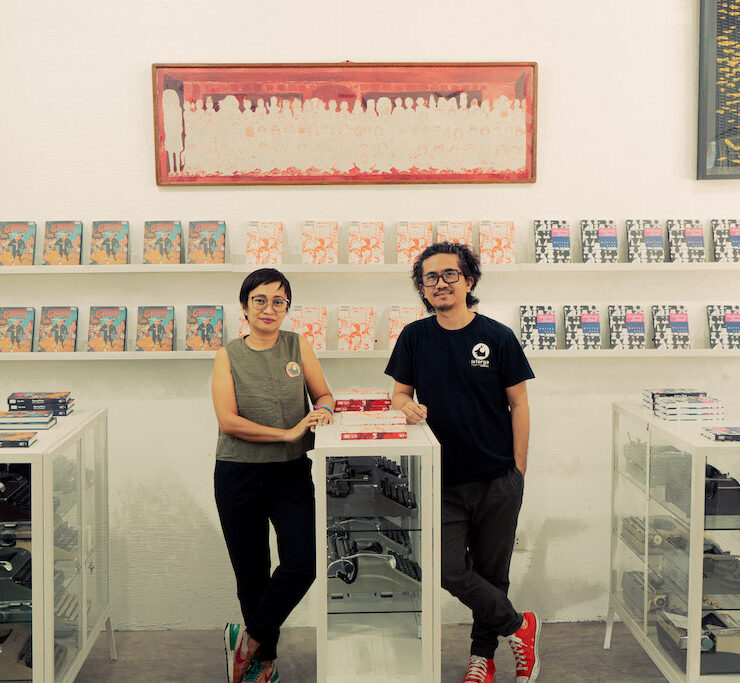 Marina Cruz Rodel Tapaya artists at Istorya Studio in Bulacan